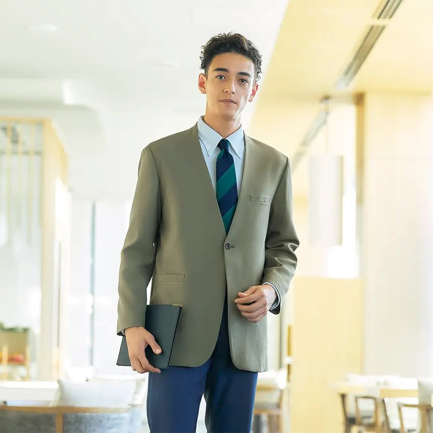 リラックスしたシルエットのジャケット